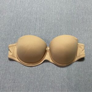 Wear Everywhere Push Up Strapless Bra Size 32A in Nude